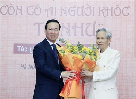 President attends introduction ceremony of book about great poet Nguyen Du